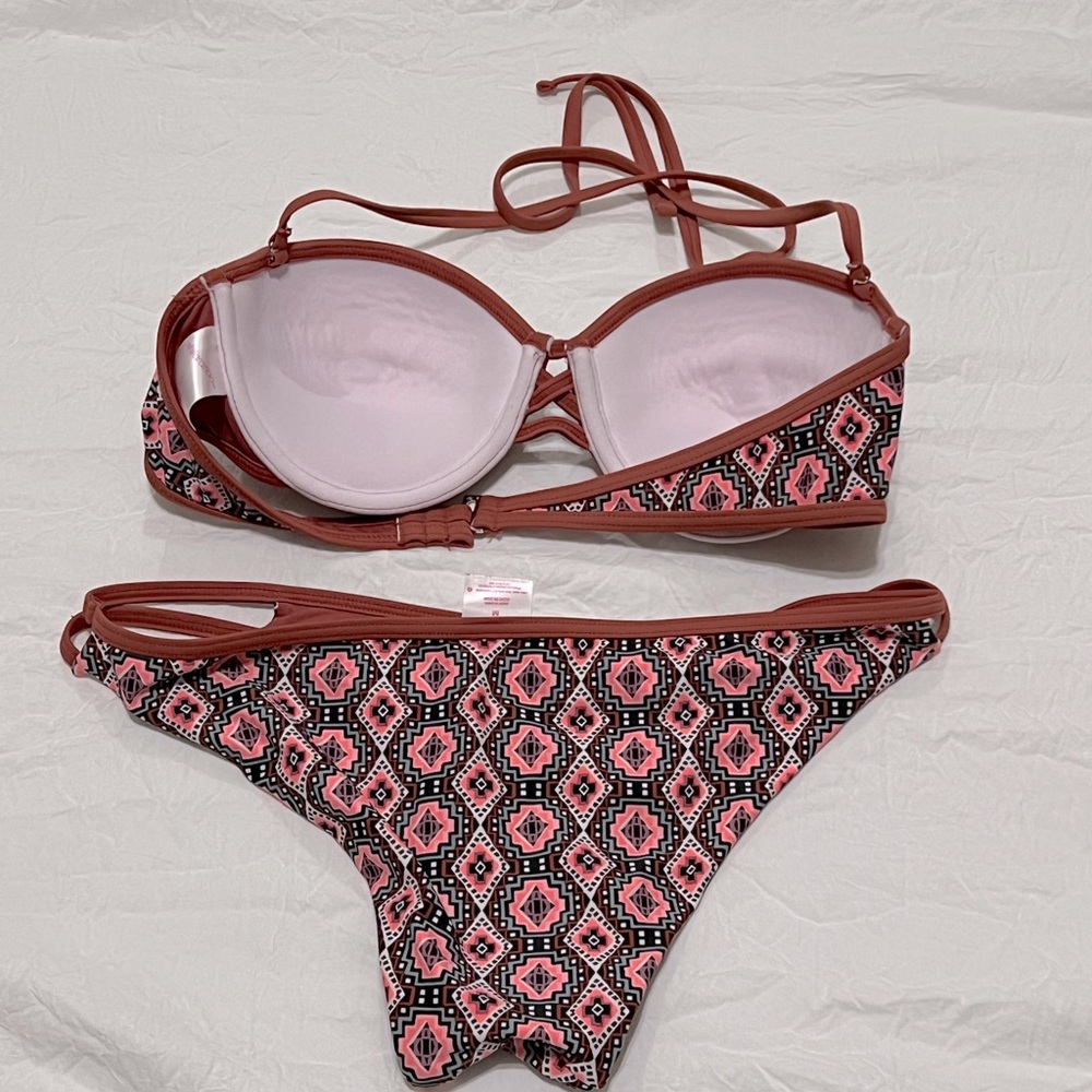 Target Aztec Print bikini - Picture 2 of 3